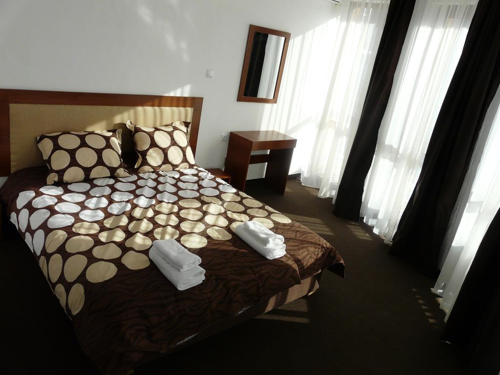 Yuliya Guest House Сапарева-Баня Экстерьер фото