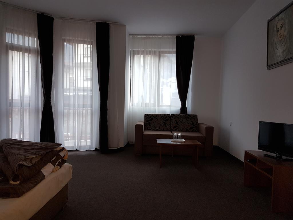 Yuliya Guest House Сапарева-Баня Экстерьер фото
