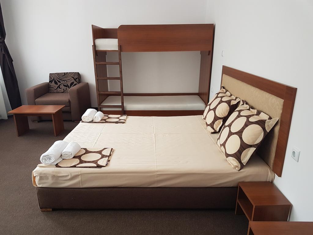 Yuliya Guest House Сапарева-Баня Экстерьер фото