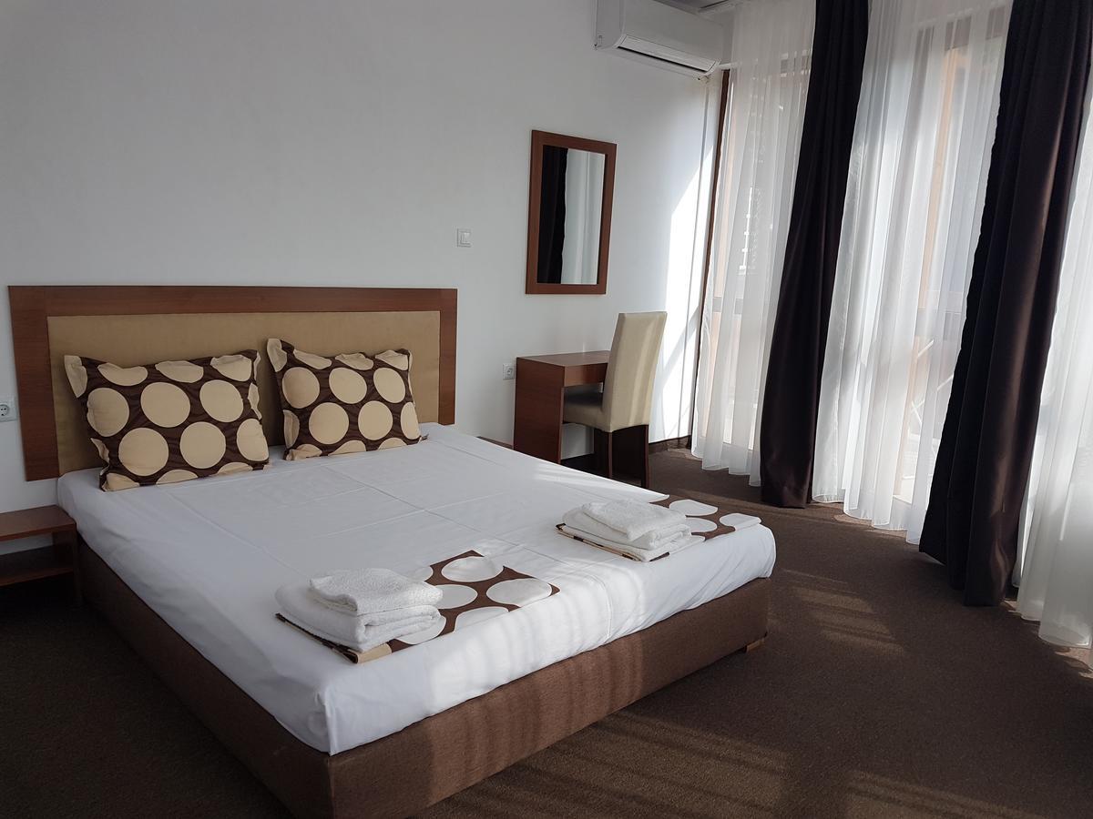 Yuliya Guest House Сапарева-Баня Экстерьер фото